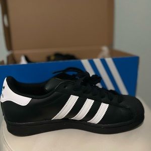 ADIDAS SUPERSTAR SHOES